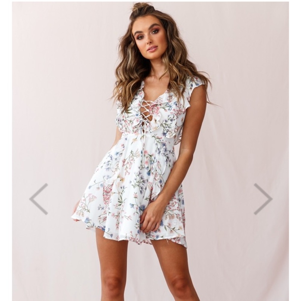 Selfie Leslie Marisol lace up bust ruffle dress